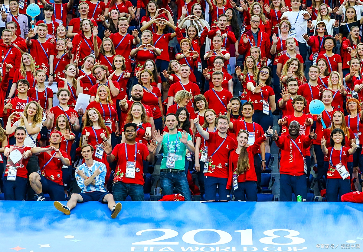 关于英超联赛中的历史性比赛即将上演的信息