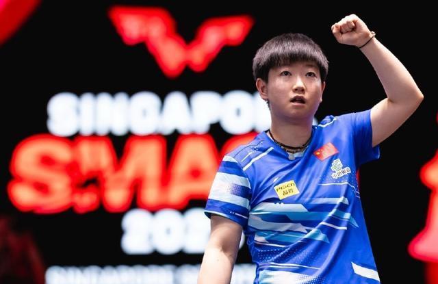 新加坡乒乓球选手在比赛中夺冠