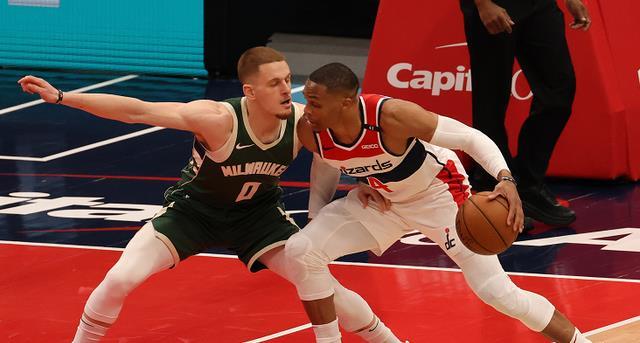 关于雄鹿主教练敦比尔谈季后赛战术调整的信息 关于雄鹿主教练敦比尔谈季后赛战术调整的信息