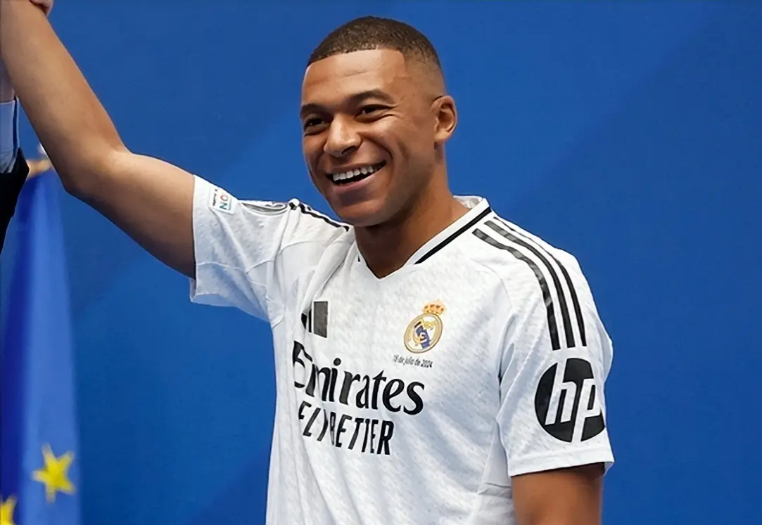 1xBit体育下载-皇家马德里签下巴黎圣日耳曼球星哈兰德，引发球迷热议的简单介绍