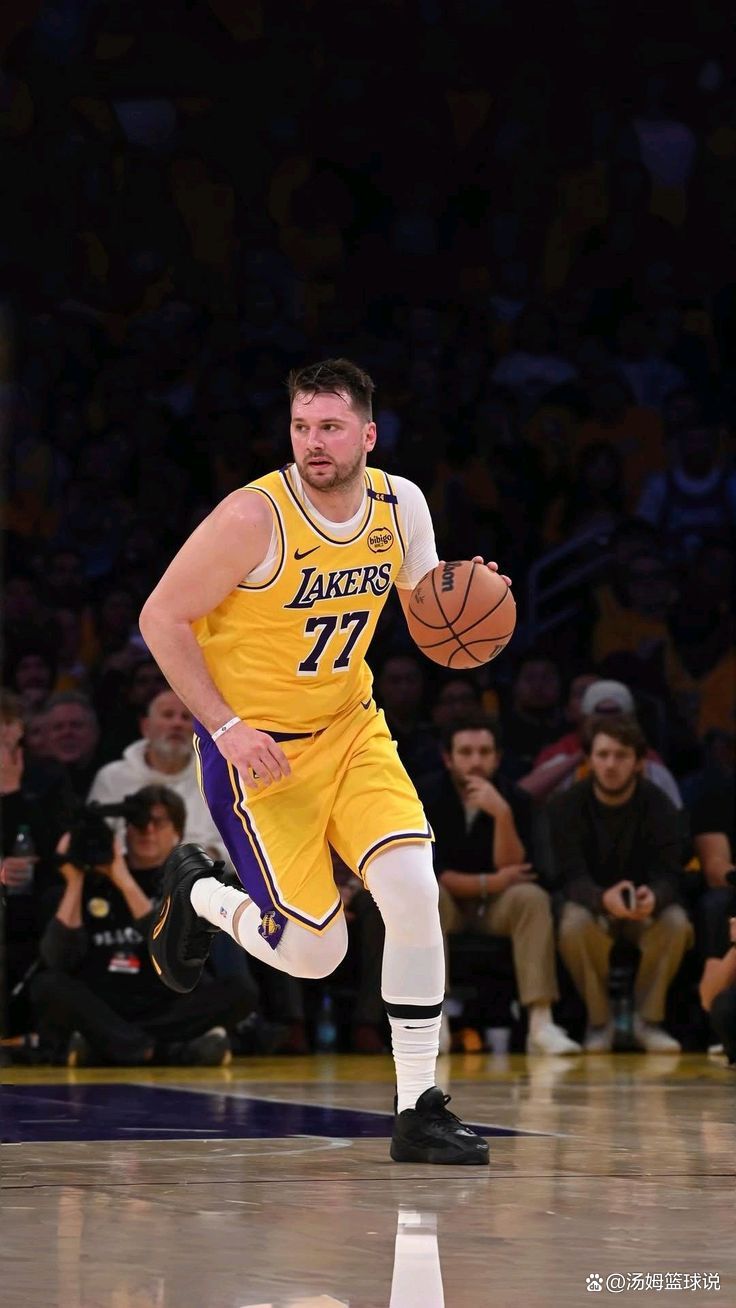 湖人主场大胜公牛，豪取五连胜