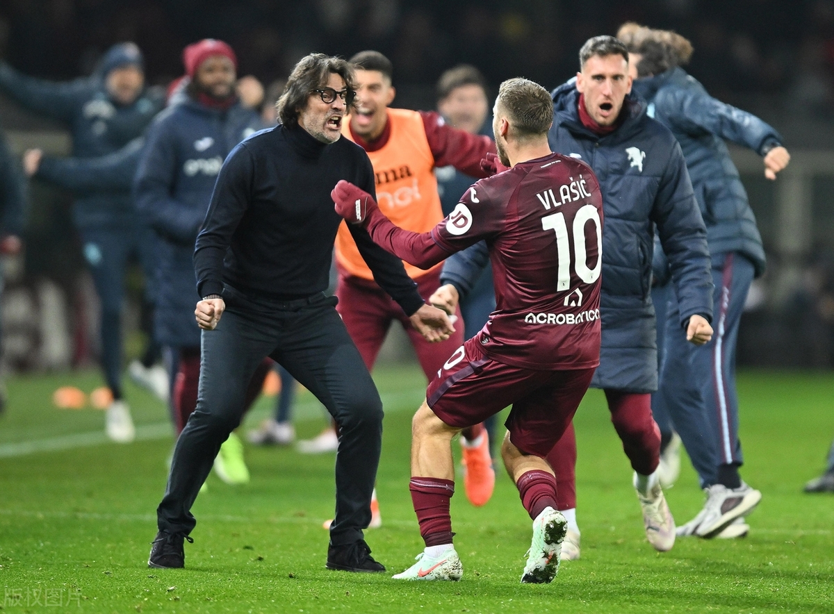 1xBit体育培训-意甲联赛再掀狂潮，激烈角逐惊心动魄