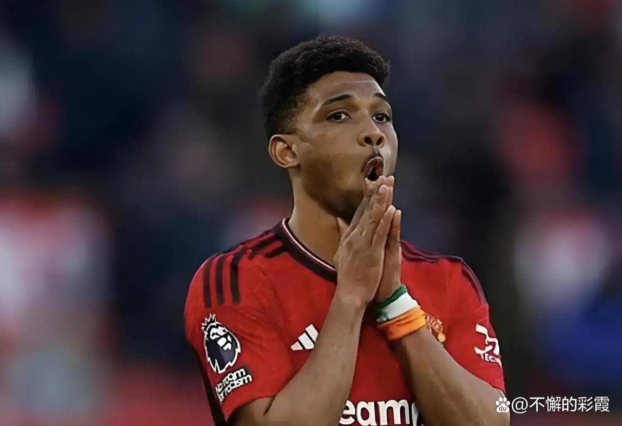 曼联遭遇惨败，排名继续下滑